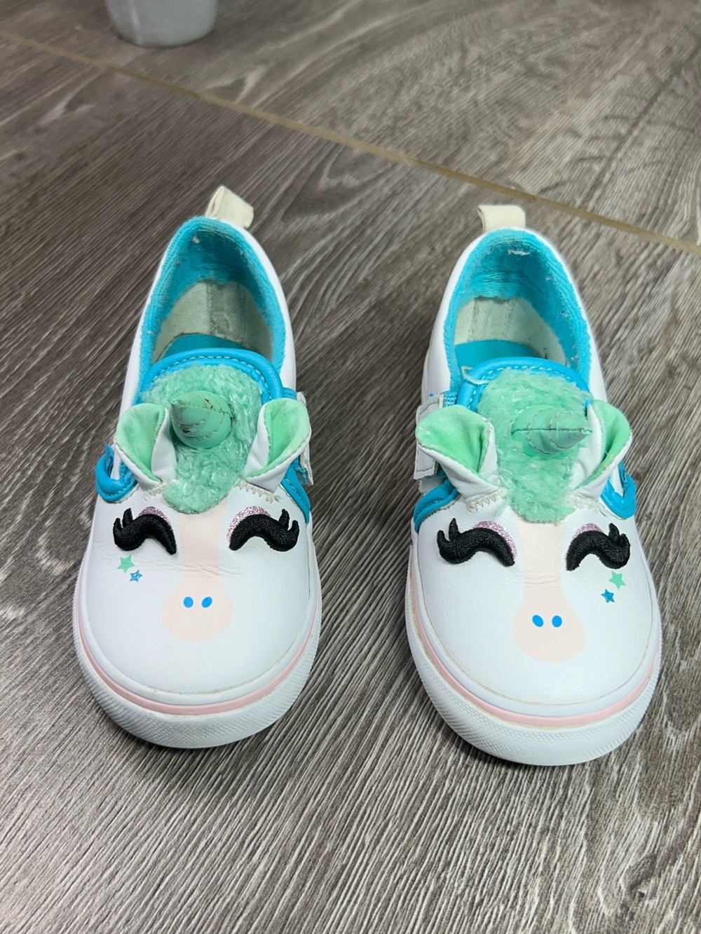 Vans Kids Unicorn Slip-On Sneakers in White and Mint